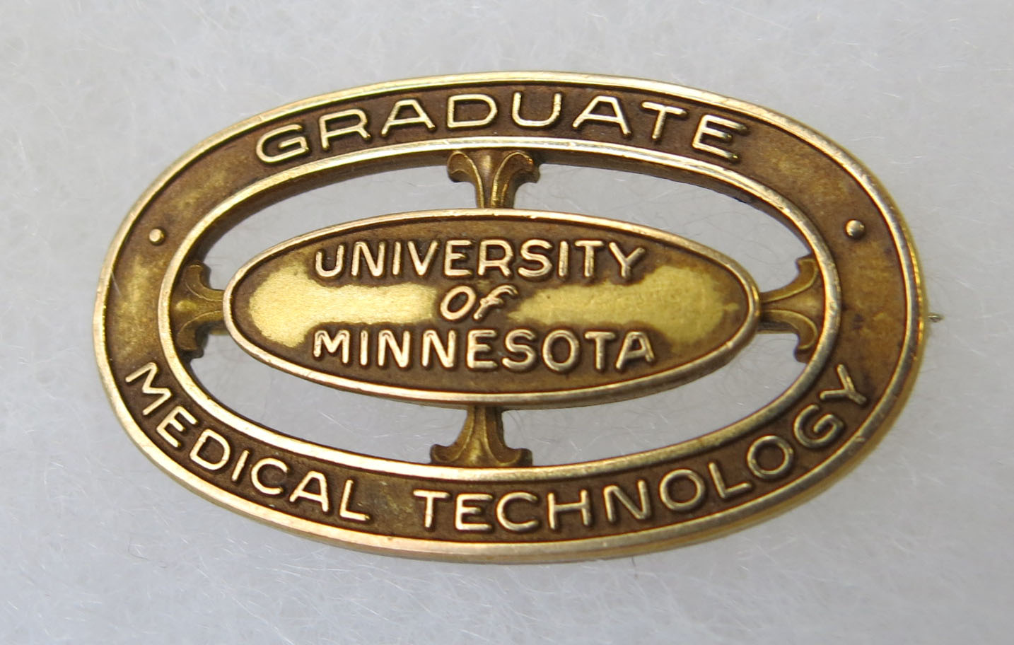 UMN Graduates Pin